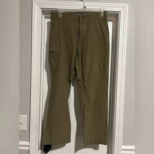 Men’s UB Tech Pants.